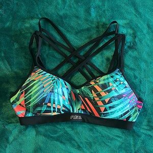 Strappy VS PINK L Sports Bra